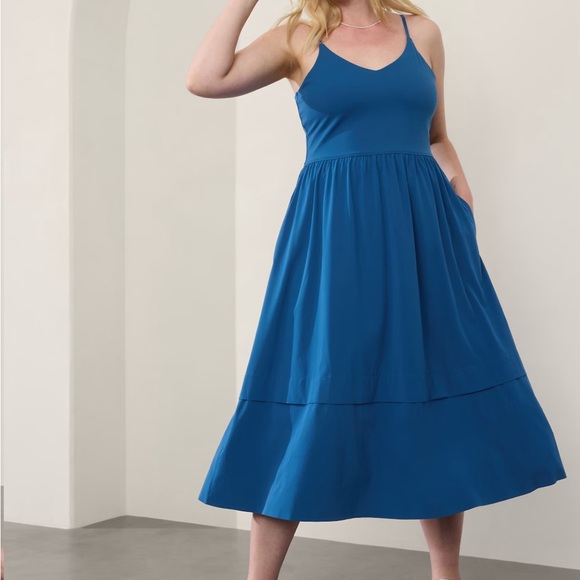 Athleta Elation V-Neck Hybrid Dress - Picture 4 of 4